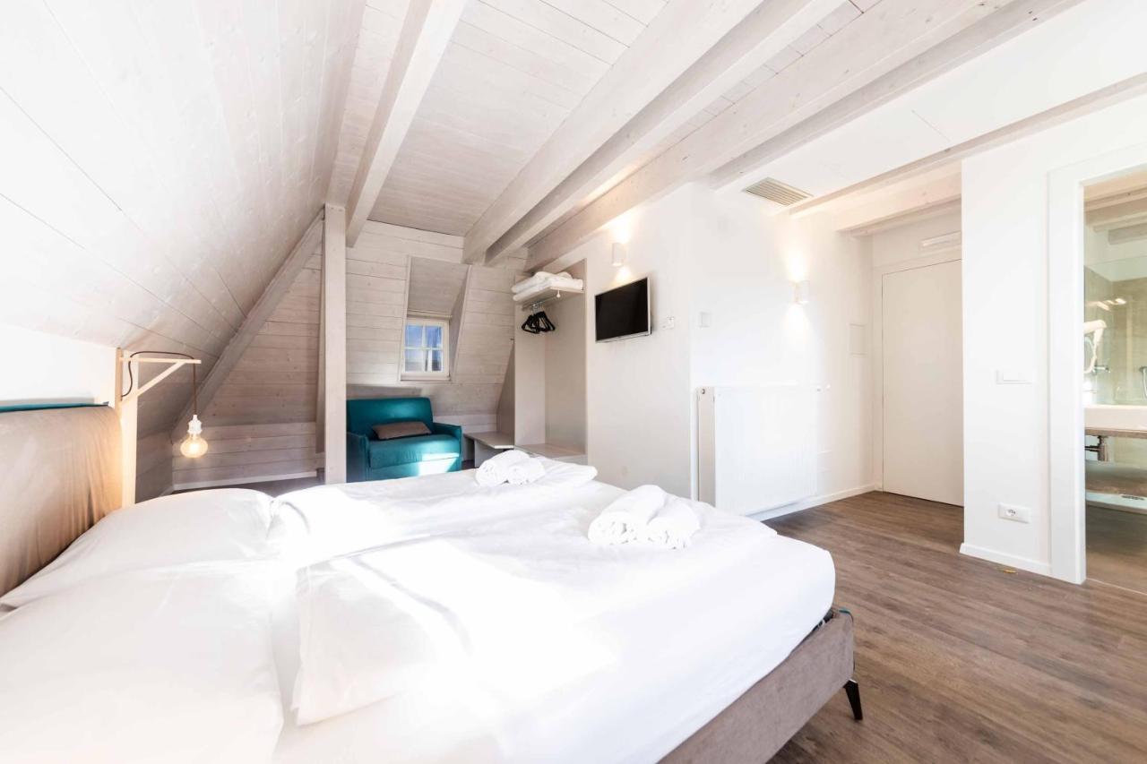 Stay Cooper L Guesthouse Zum Loewen ميرانو المظهر الخارجي الصورة
