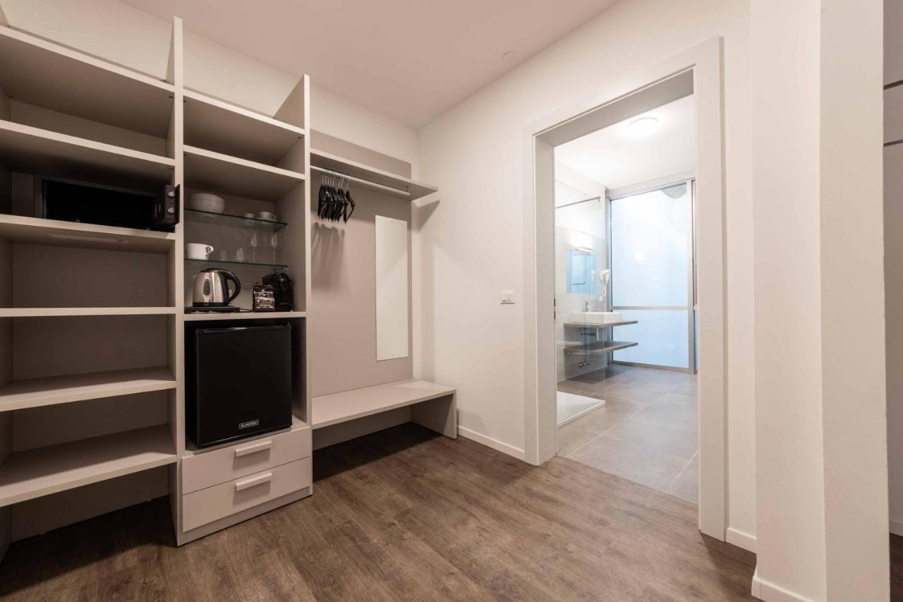 Stay Cooper L Guesthouse Zum Loewen ميرانو المظهر الخارجي الصورة